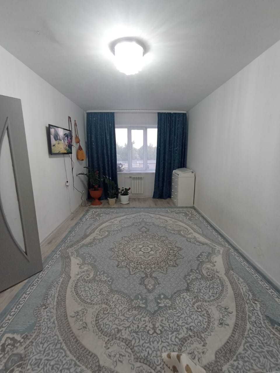 Продам 1 комн. квартиру в Уральске