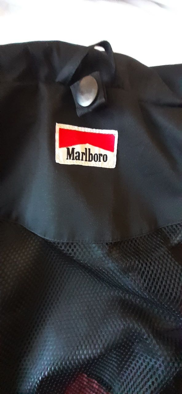 Мъжко спортно яке Marlboro