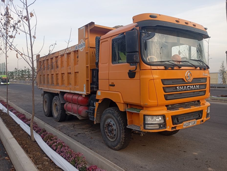 SHACMAN yili 2019  yurgan 14000km