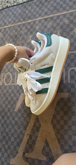 adidas Спортни обувки CAMPUS 00s W