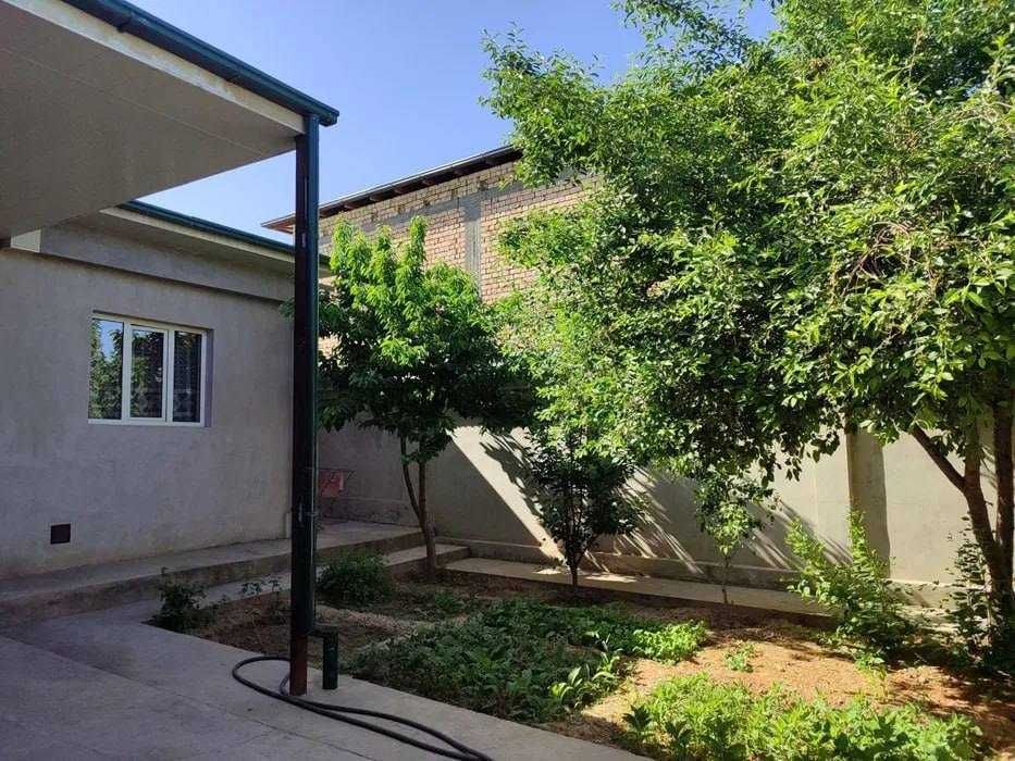 Srochna Bodomzorda 5 xonali uchastka sotiladi