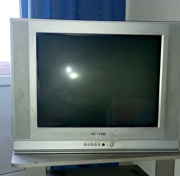 Телевизор samsung на запчасти