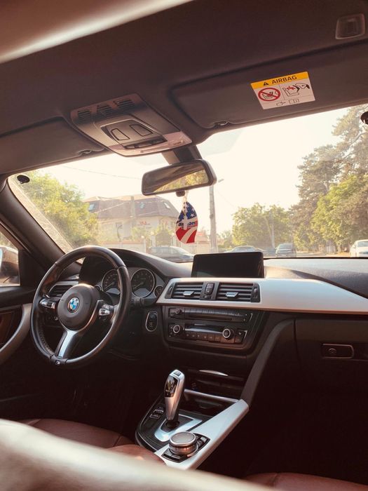 BMW Seria 3 F30 320I - Luxury Individual