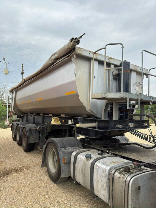 Semiremorca Kroger 2010