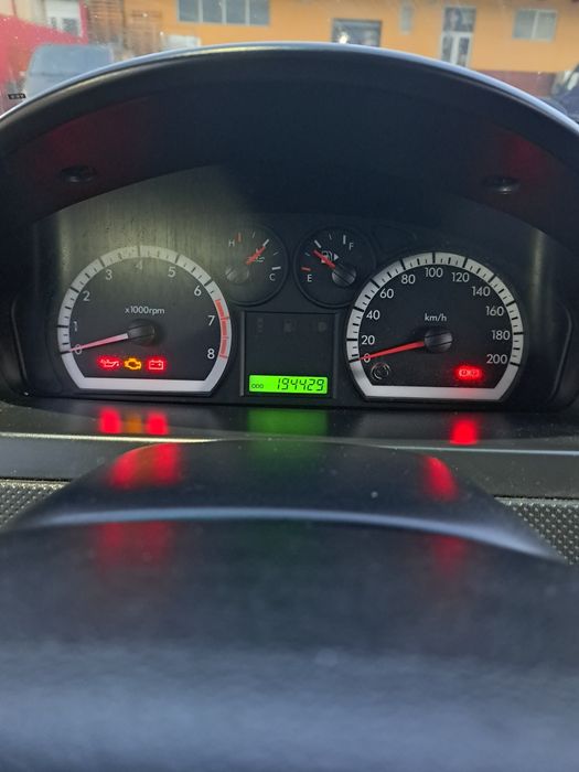 Vând automobil Chevrolet Aveo 2010