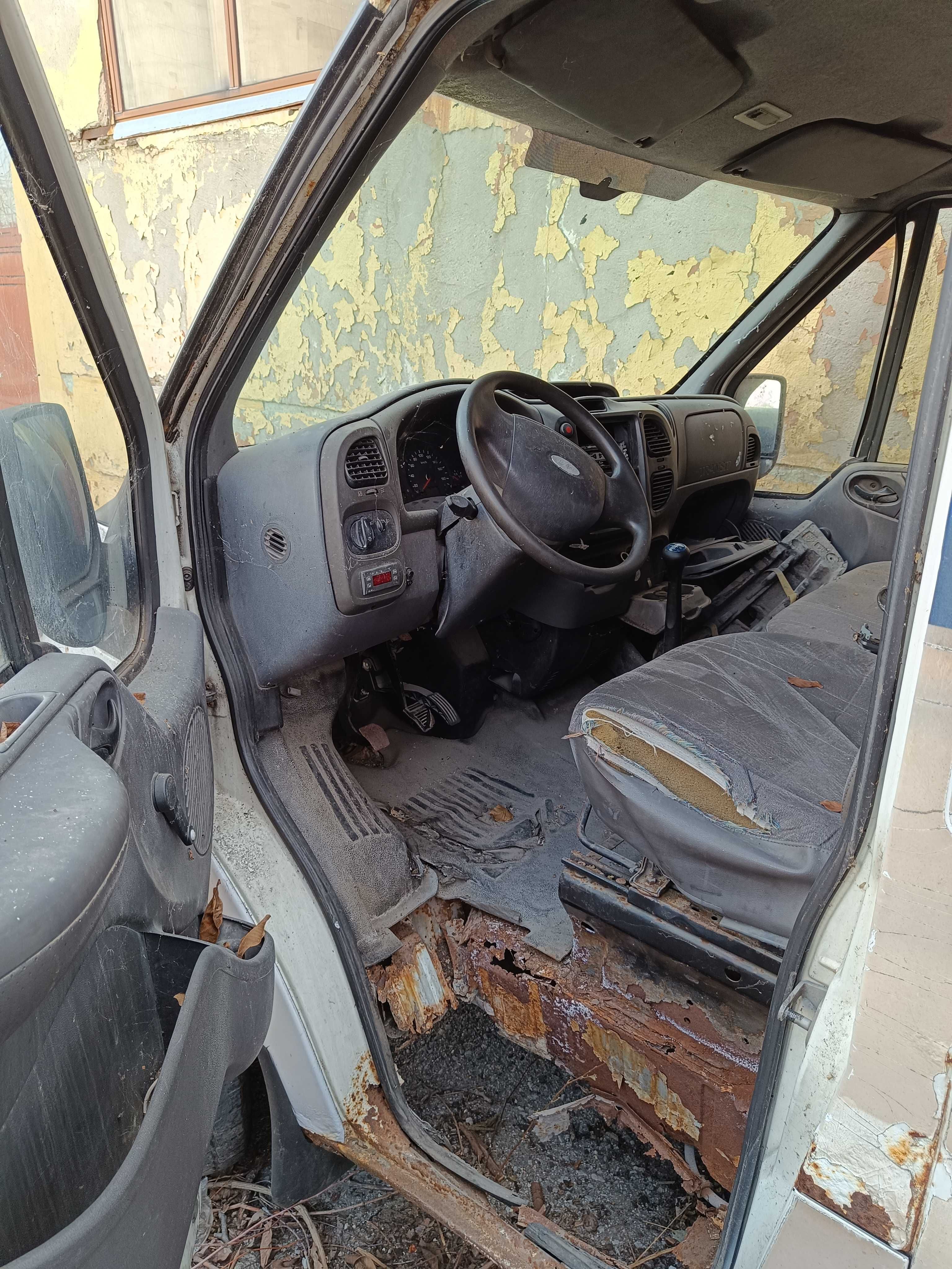Ford Transit FT350