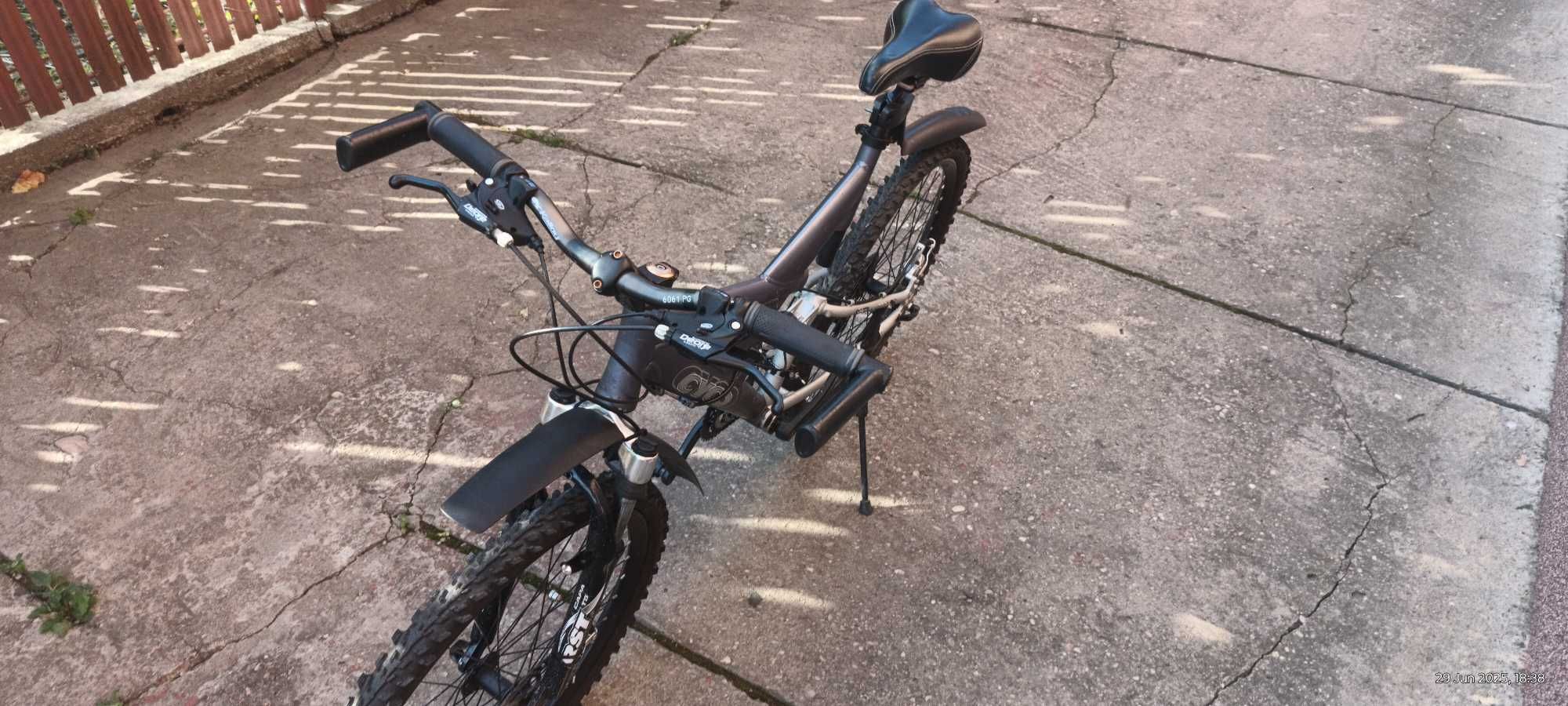 Bicicleta CYCO MTB 26'' full suspension