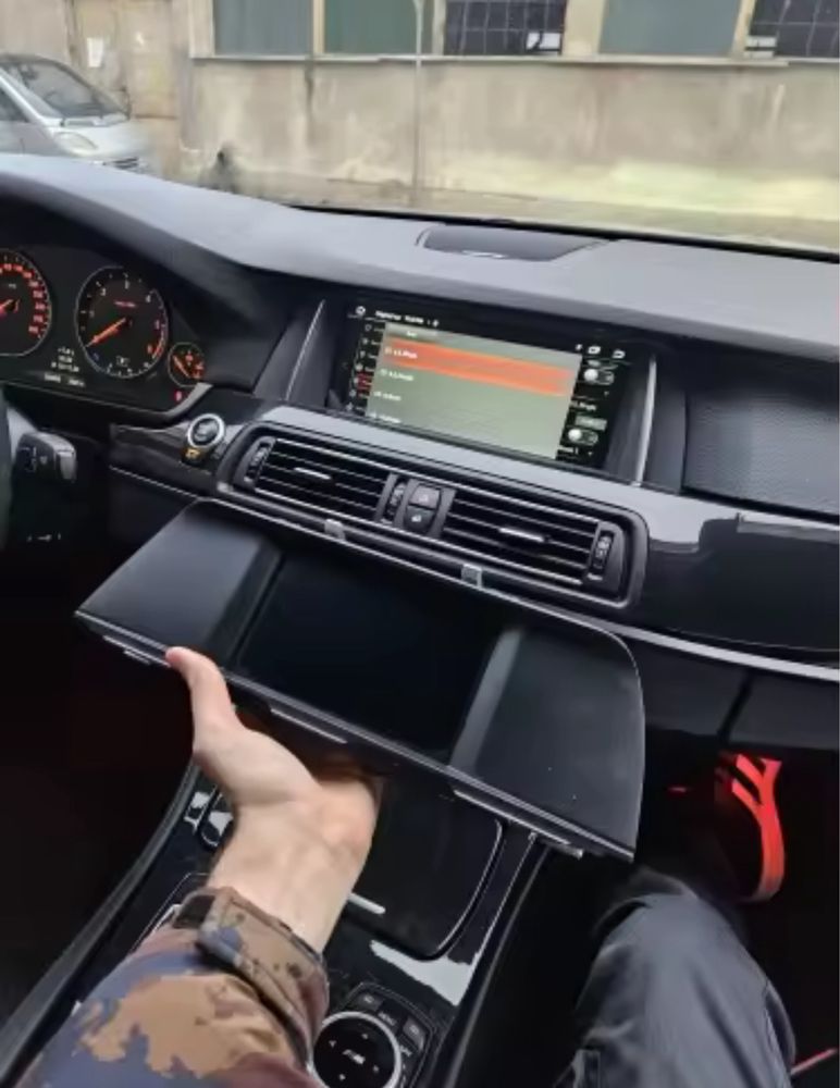 Navigații dedicate Module Carplay pentru orice model de maşină
