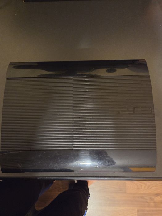 Ps3 super slim+ gta V