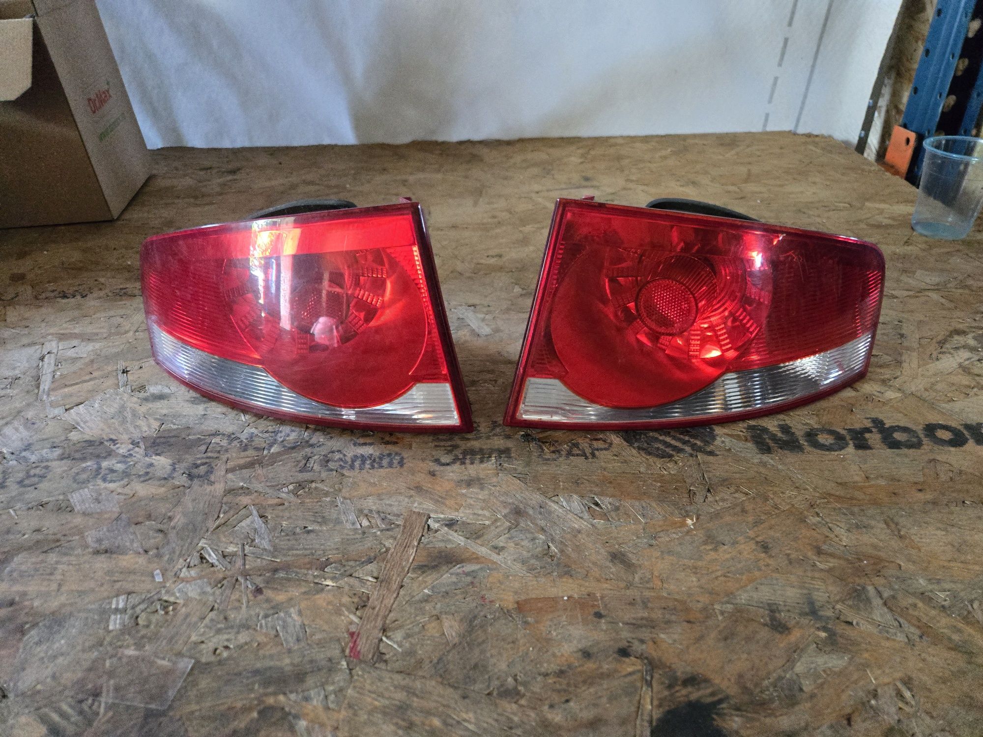 Lampa stop seat altea xl pret bucata