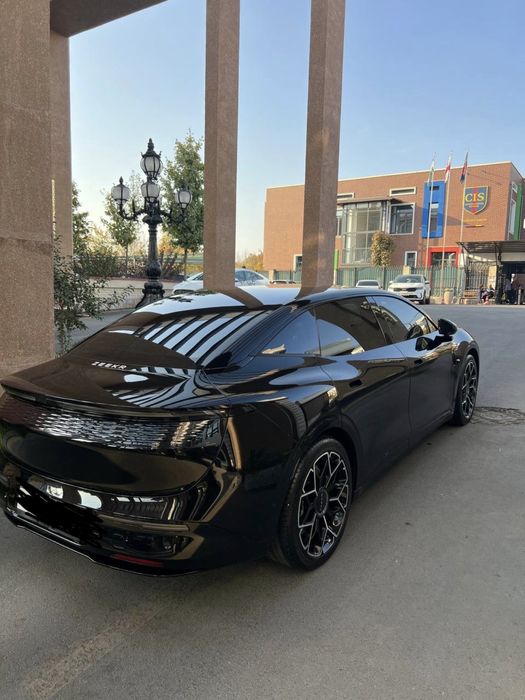 Zeekr 2024 full toza moshina