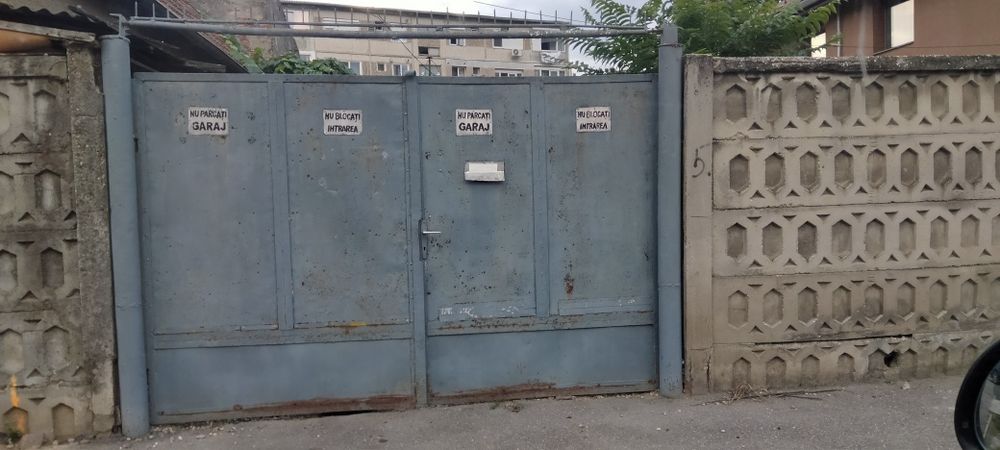 Vand garaj metalic
