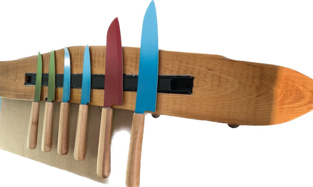 Ръчна изработка букова поставка за ножове