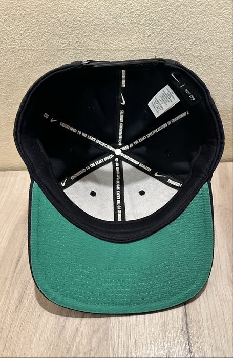 Шапка Nike Dry Fit