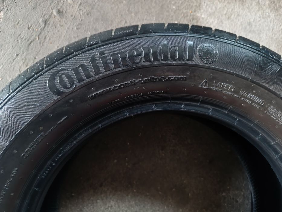 Комплект резины в отличном состоянии Continental  195 65 r 15