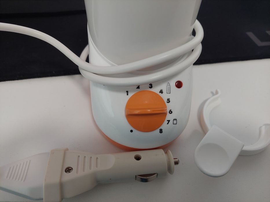 Incalzitor biberoane sau mancare REER UNIVERSAL HOME+CAR 702