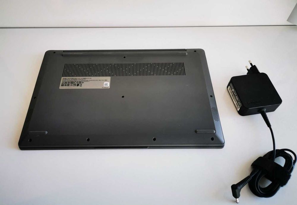 Лаптоп Lenovo IdeaPad 3 15ITL6, Full HD