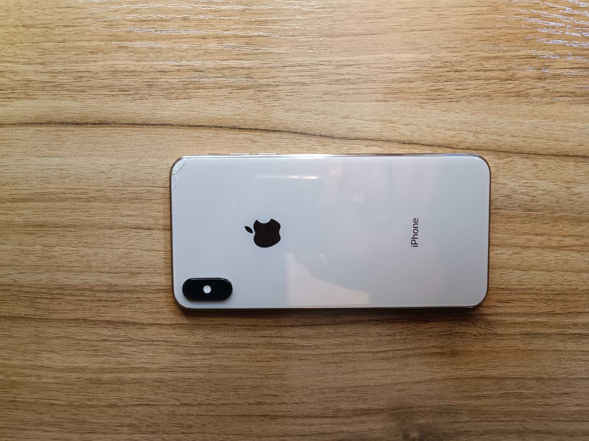 iPhone xs max 64 GB