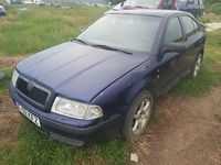 Dezmembrez Skoda Octavia 1