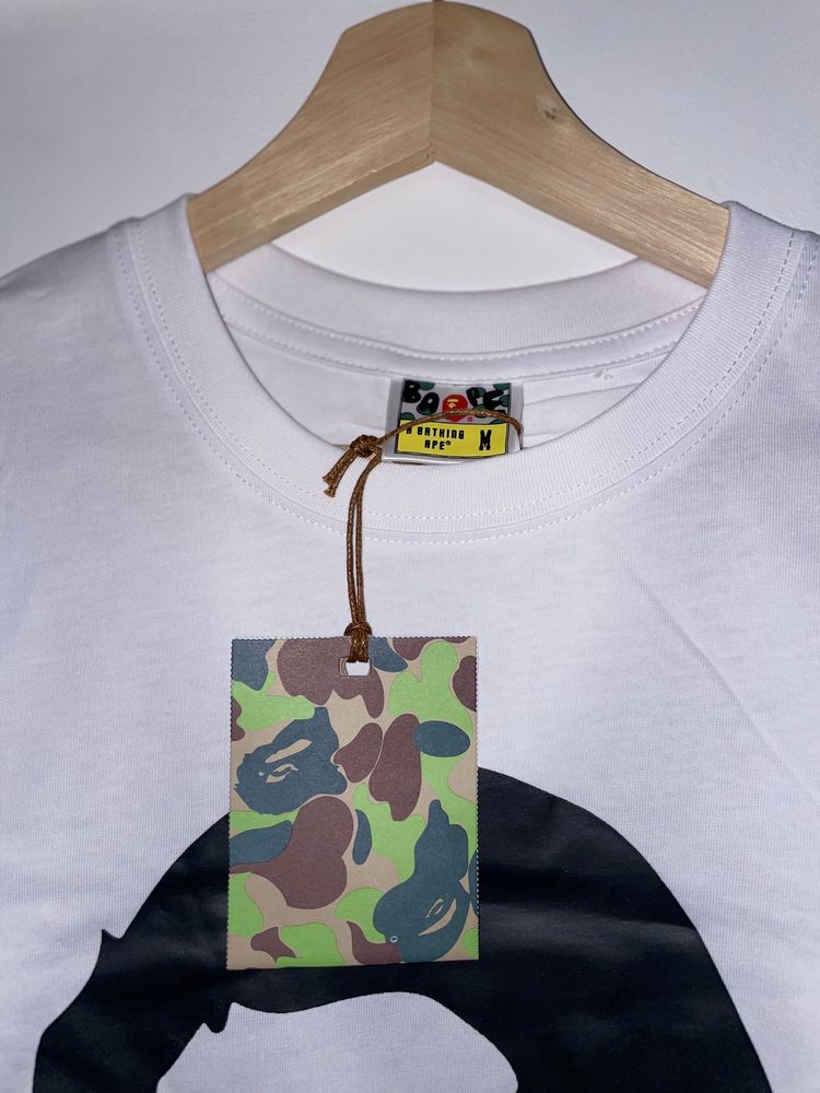 Tricou A Bathing Ape alb