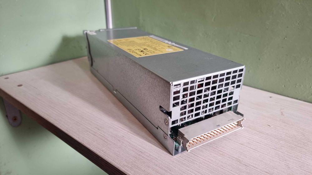 Сървърни захранвания за база данни