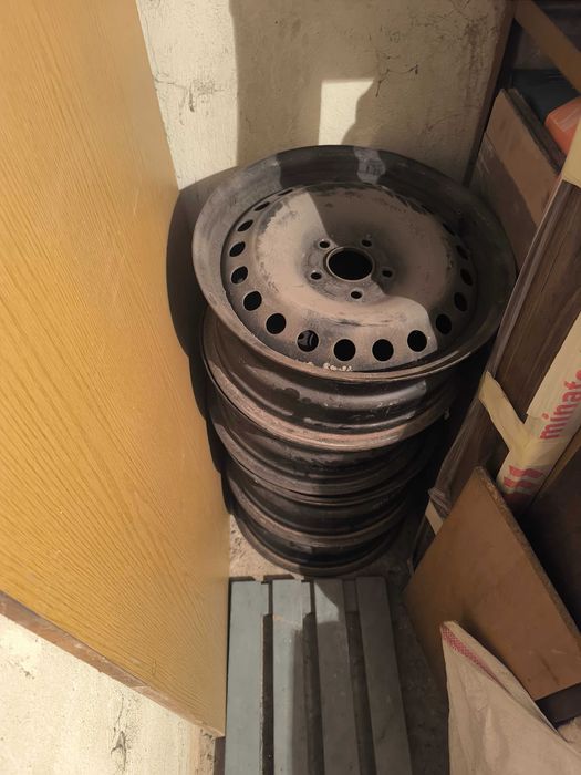 Метални джанти размер 16 ЕТ64 5х108