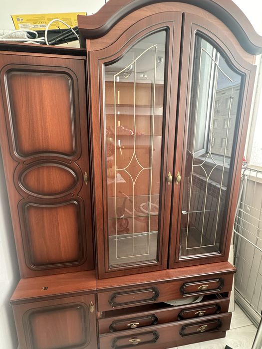 Сервант для посуды