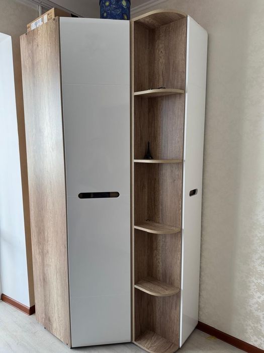 Продам шкаф в спальню