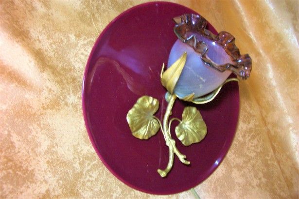 Aplica electrica Art Deco floral bronz dore, portelan, vintage