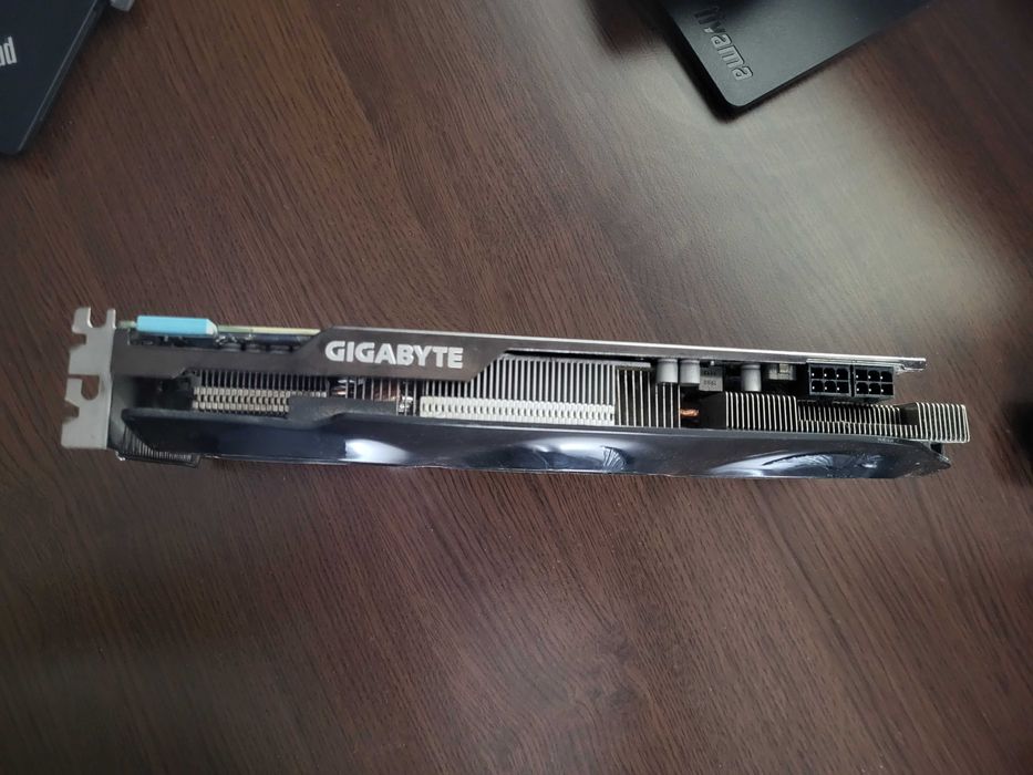 Gigabyte AMD Radeon HD 7870 GHz - GV-R787OC-2GD