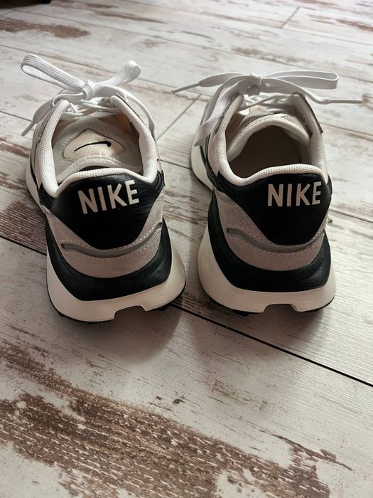 Дамски маратонки Nike Phoenix Waffle