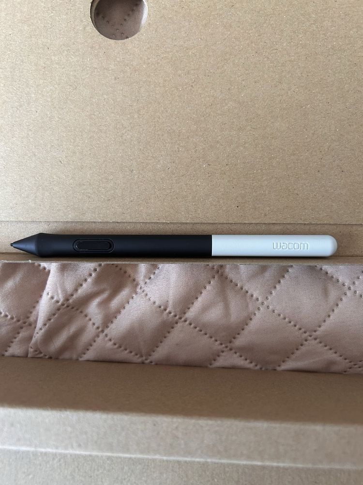 Wacom One Creative Pen Display