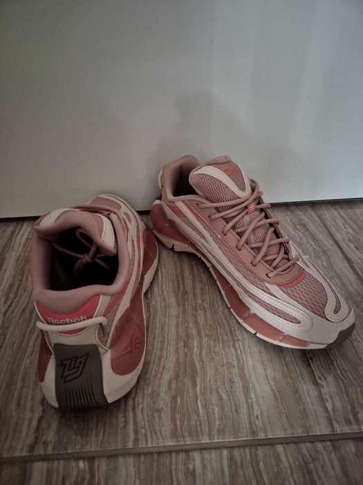 Reebok Zig Kinetica 2.5