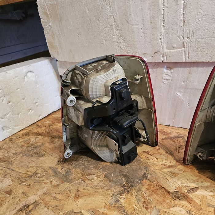 Десен стоп  за Volkswagen touran