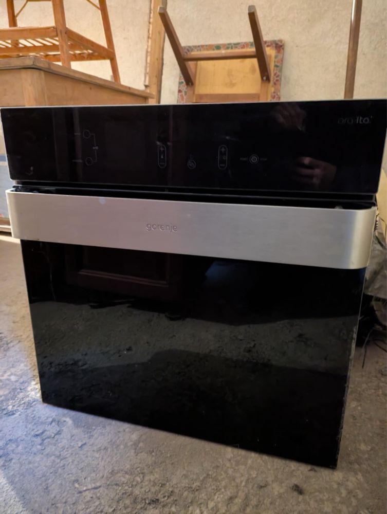 Фурна за вграждане Gorenje Ora-ito.