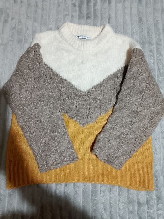 Топли пуловери ..