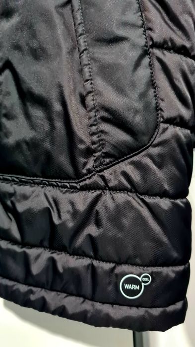 Vand geaca PUMA,ca și noua