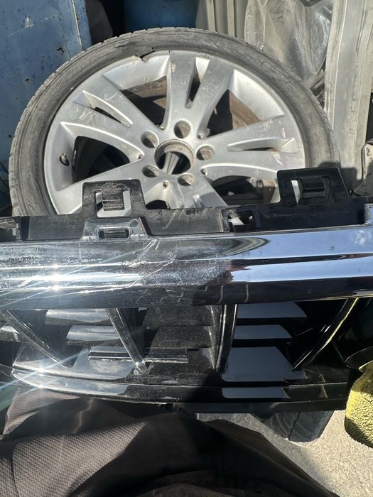 Audi Q7 10-15г предна Маска Оригинална