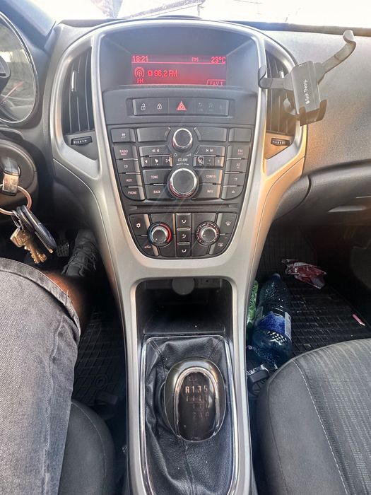 Astra J 2011 1.7 d