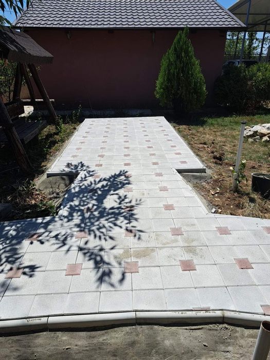 Pavaje si pavele din beton model Beta II Oferim montaj transport bordu