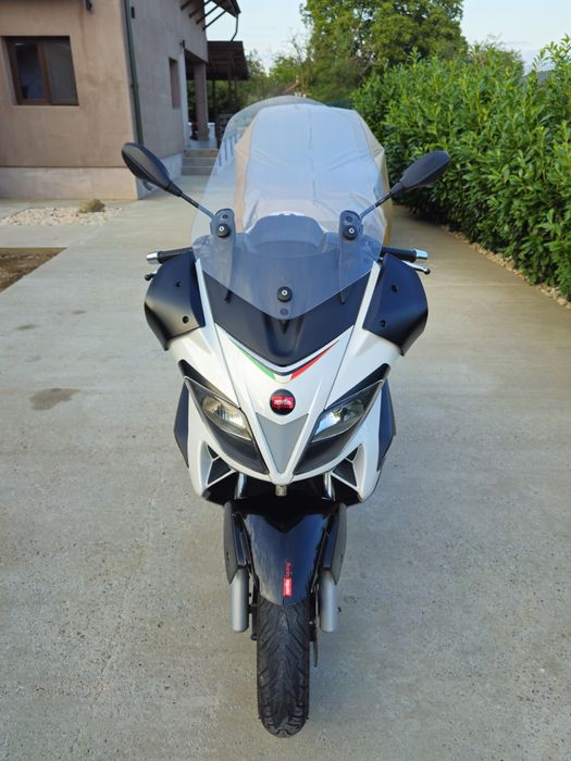 Aprilia SR max 300 Piaggio/Gilera