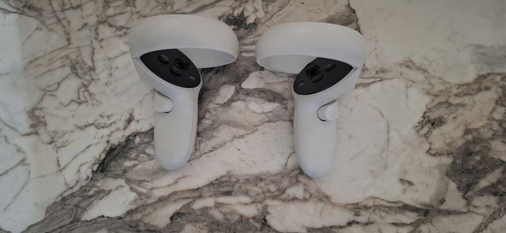 Meta Oculus Quest 2