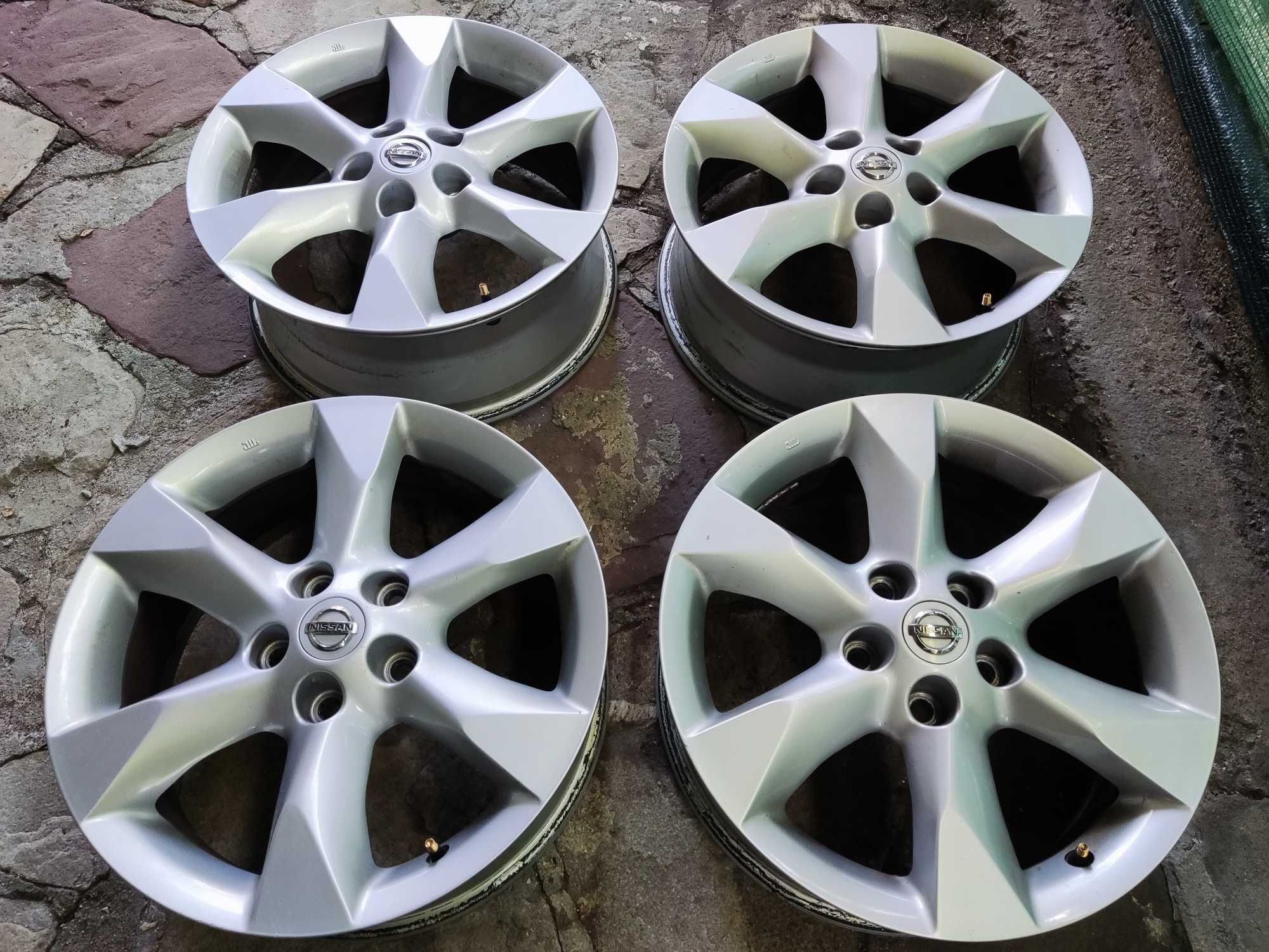 17 цола Нисан 5x114,3 оригинални лети джанти Nissan 5x114,3