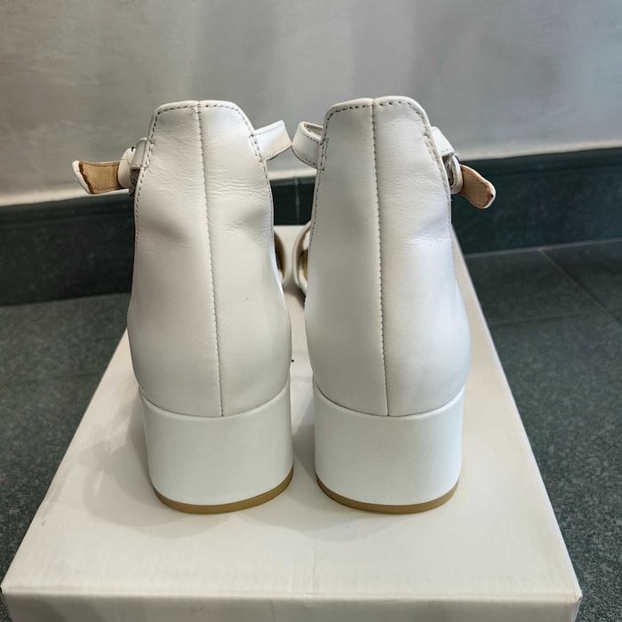 Сандали 40 номер ANNA FIELD