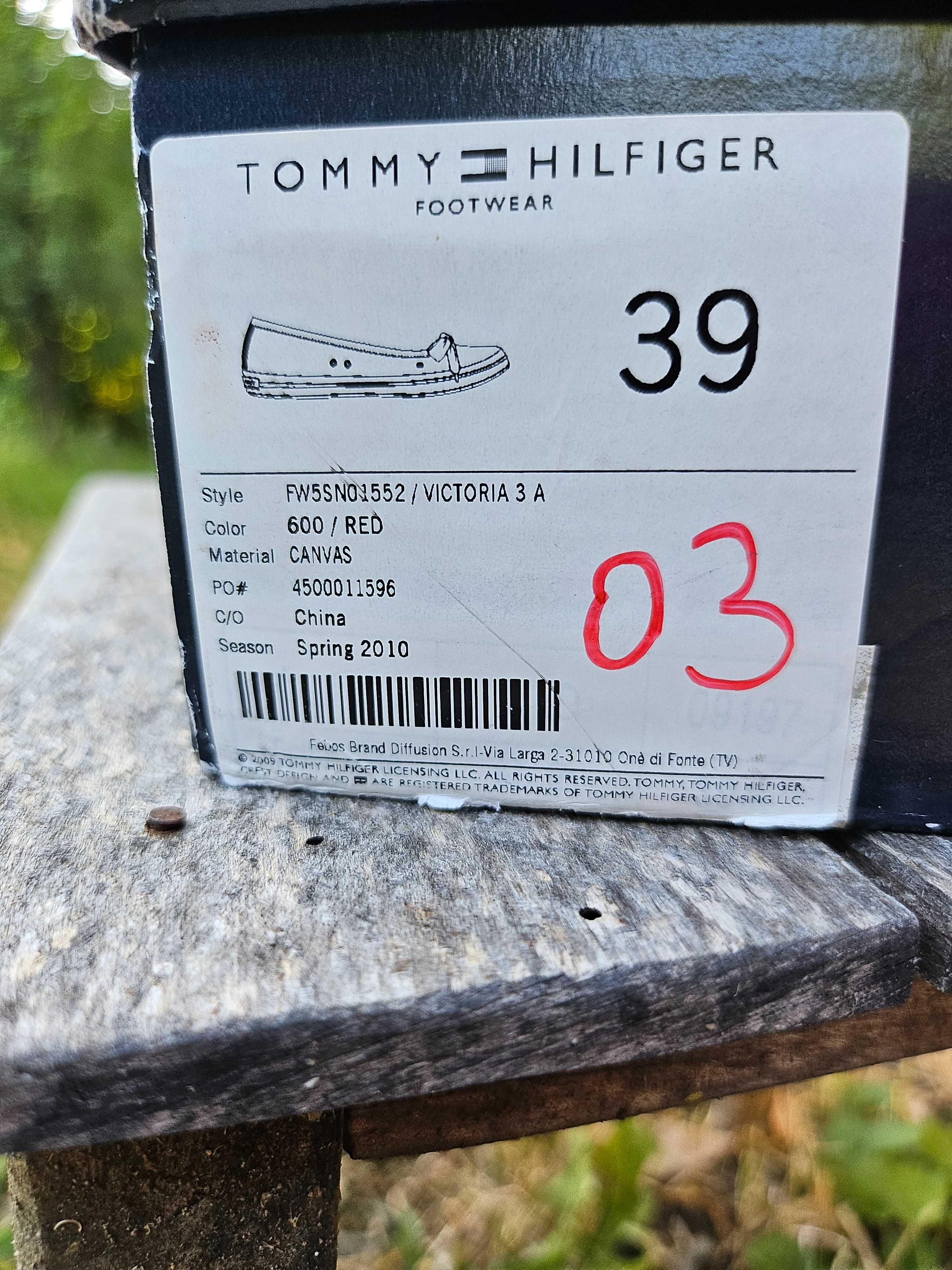 Tommy Hilfiger балеринки обувки 39 червен цвят