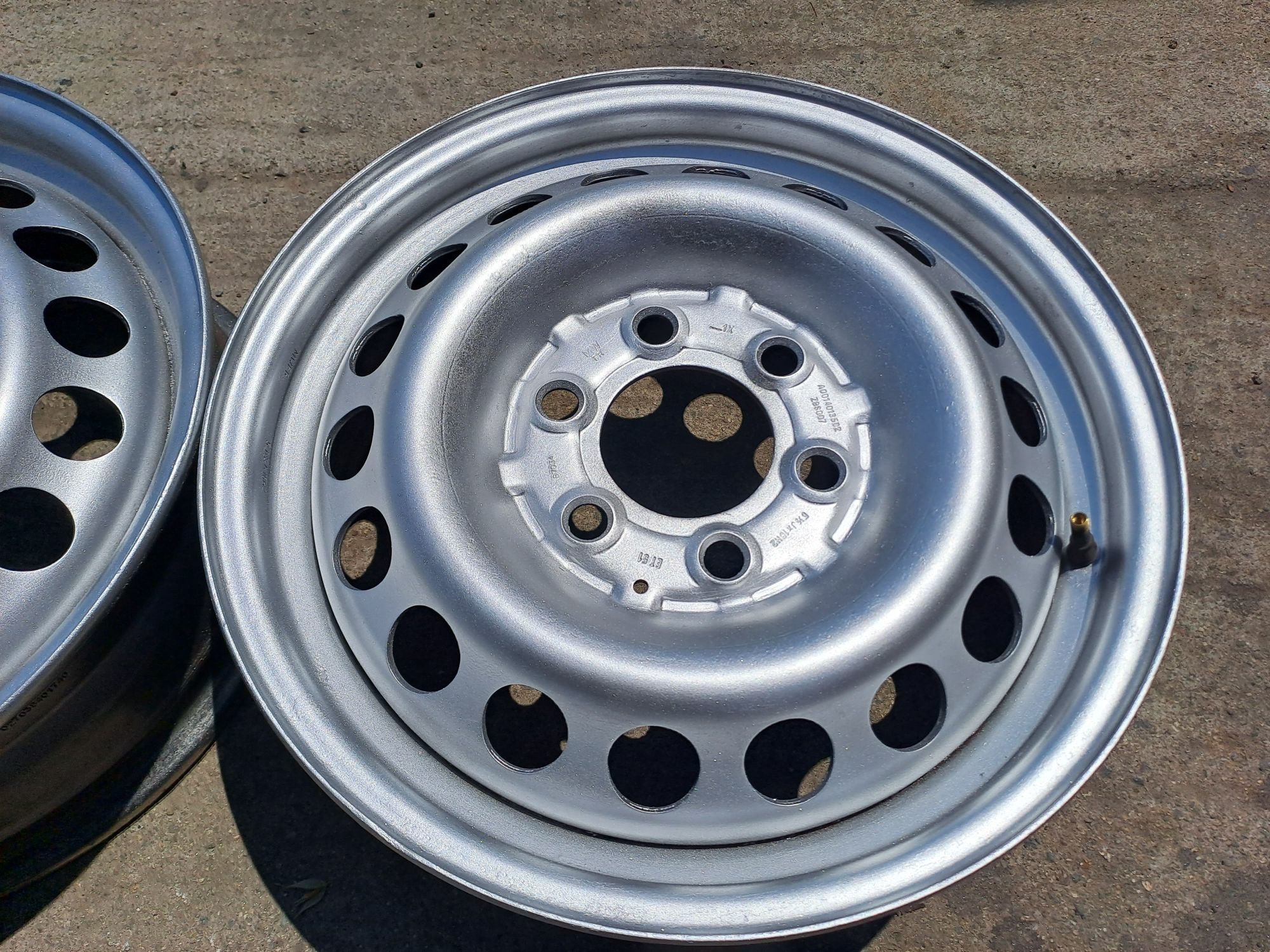 2бр. 16" 6Х130мм, 6X130mm Mercedes Sprinter, VW Crafter