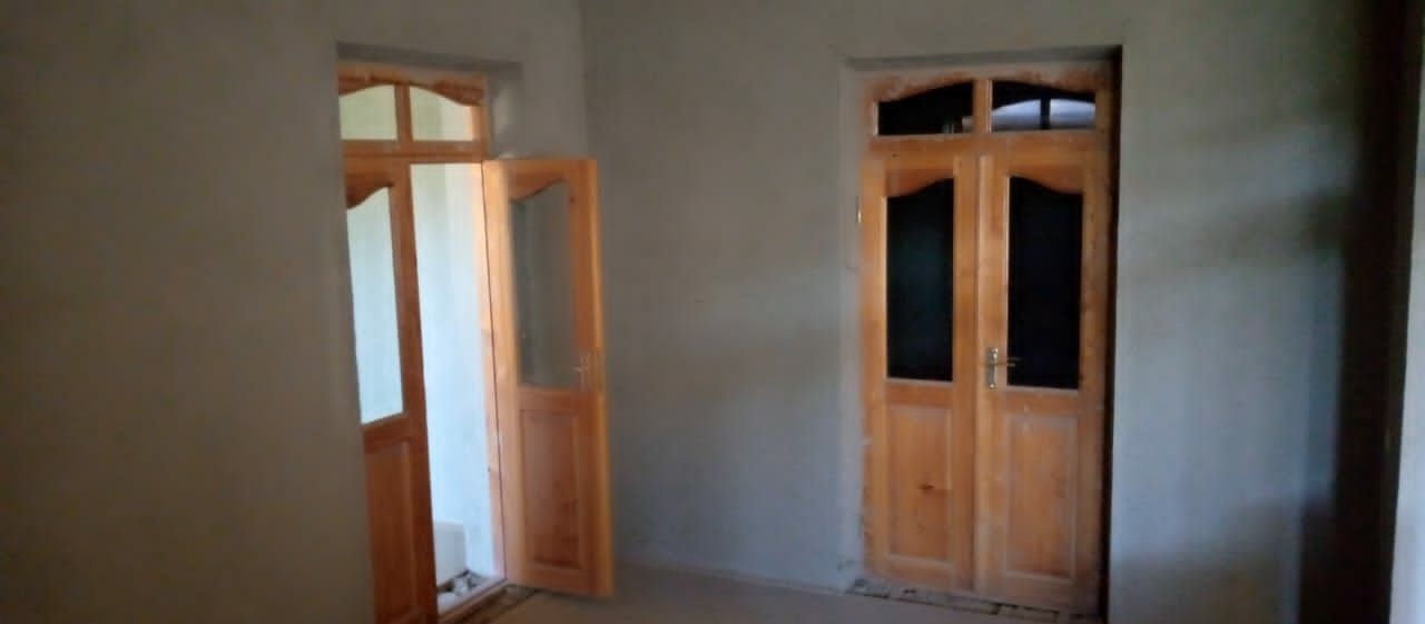 Uchaska sotiladi odam yashasa buladi