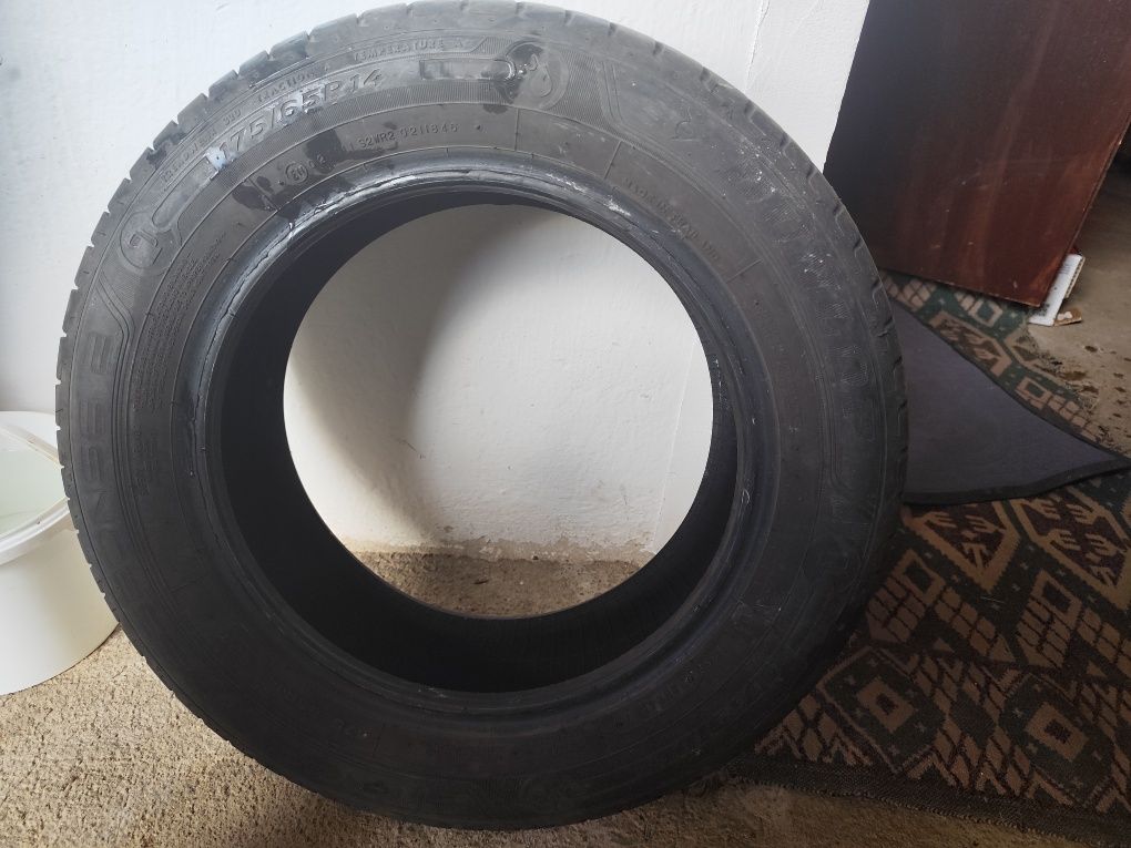 Гуми Dunlup 175/65/14