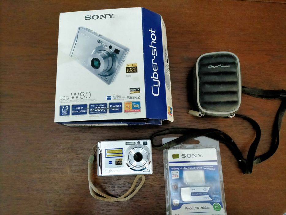 Sony Cyber-shot DSC-W80