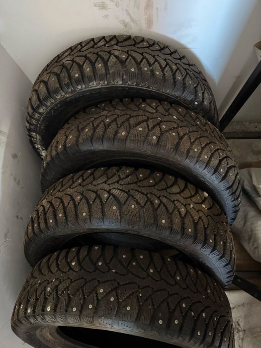 Продам шины шипованые на 14